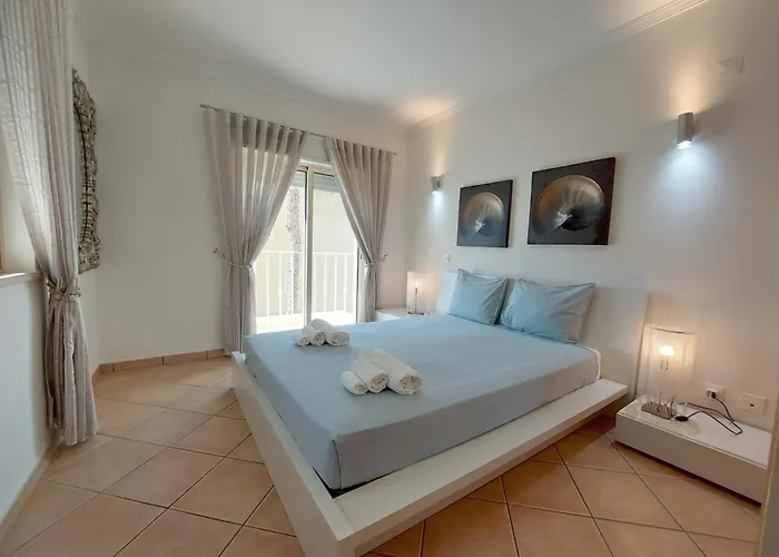 Vilapeti By Sapvillas *