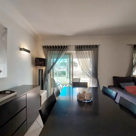 Vilapeti By Sapvillas Vakantiehuis Quarteira