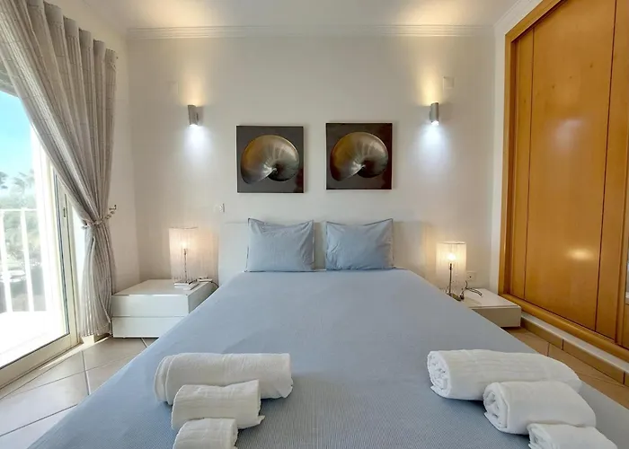 Holiday home Vilapeti By Sapvillas *