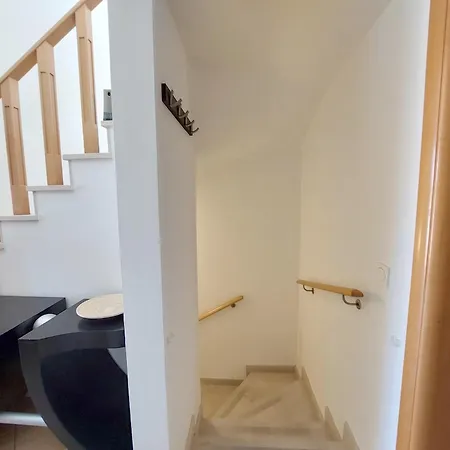 Vilapeti By Sapvillas *